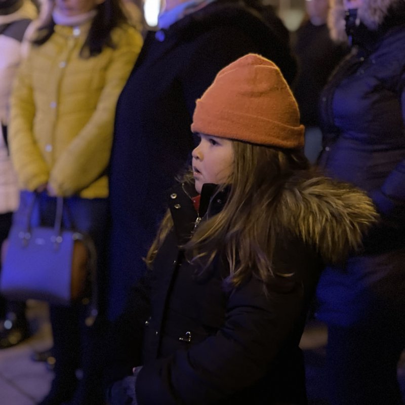 Fellobbant a szeretet lángja 41